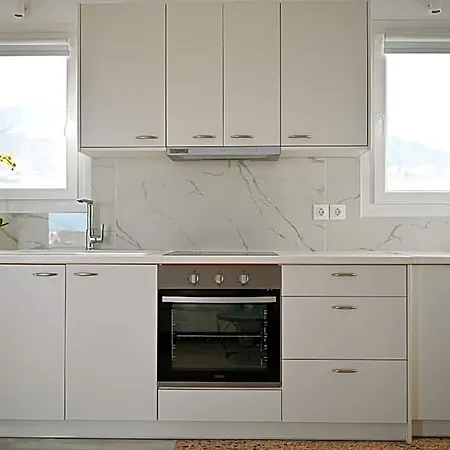 Dream White House Seaside Luxury Retreat *