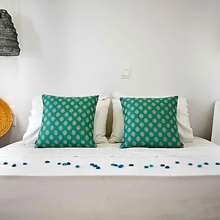 Hotel Dream White House Seaside Luxury Retreat *